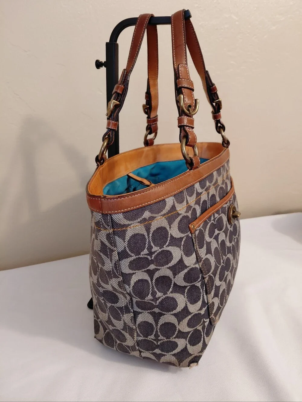 Coach Vintage Denim Signature Turnlock Tote Bag, Style # 7045 - Picture 5 of 14